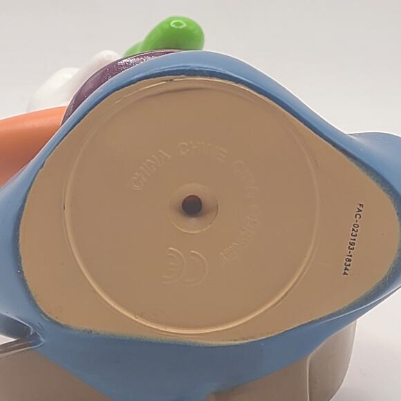 Disney Vintage Goofy Toy Walt Disney Rubber PVC Figure 5½" Hard Plastic Cake Top - Picture 4 of 4